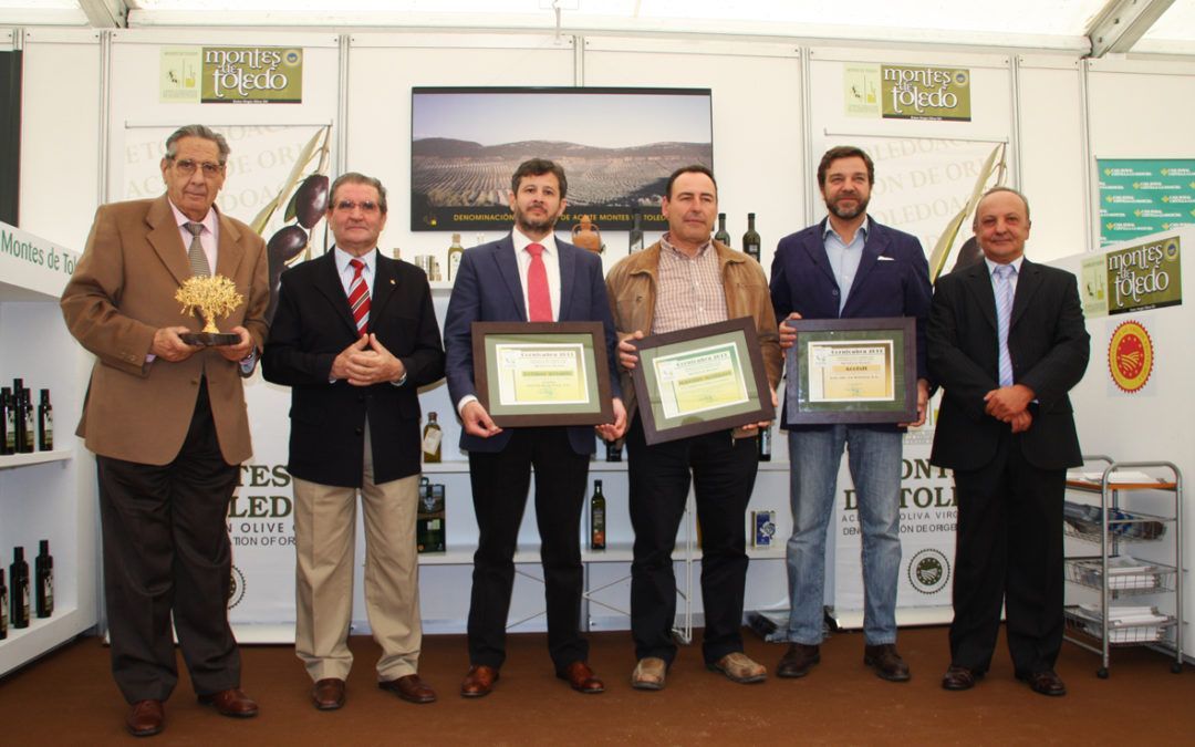 BEST EXTRA VIRGIN CORNICABRA OLIVE OIL AWARD 2013 MASTER MILLER AWARD 2013 GOLDEN OLIVE AWARD (CORNICABRA VARIETY) 2013