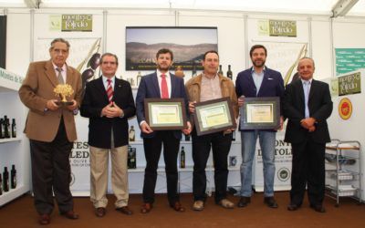 BEST EXTRA VIRGIN CORNICABRA OLIVE OIL AWARD 2013 MASTER MILLER AWARD 2013 GOLDEN OLIVE AWARD (CORNICABRA VARIETY) 2013